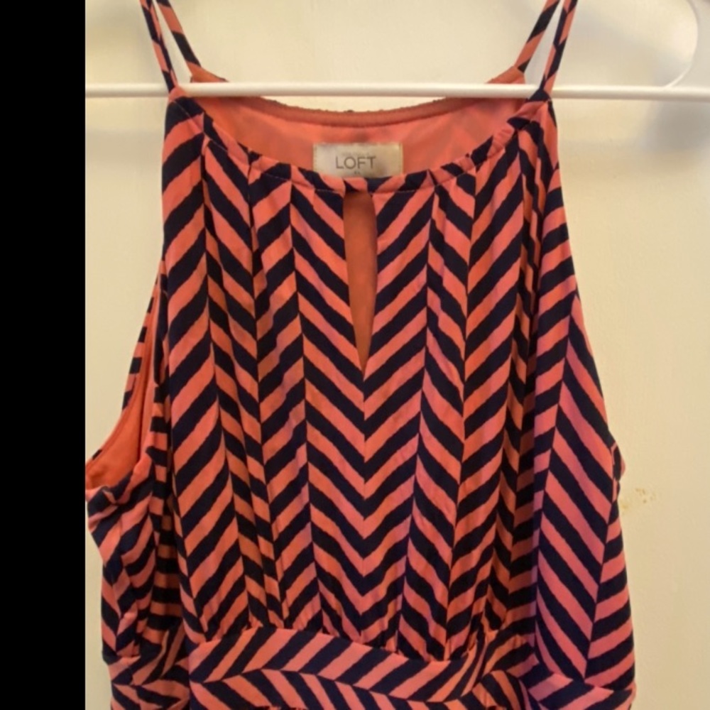 Chevron maxi Loft dress size Medium, coral and navy blue with keyhole!